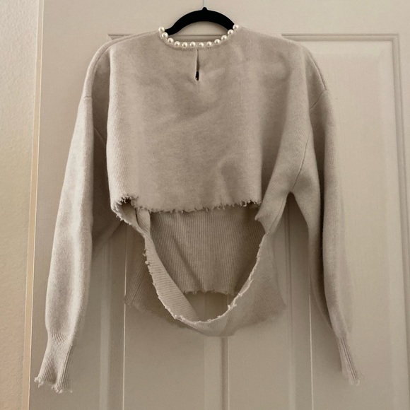 Like new 🤍 Alexander Wang pearl necklace pullover in wool L $695 - Picture 9 of 13